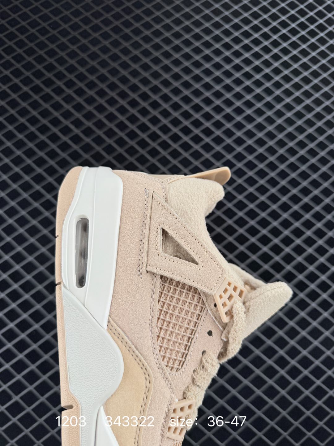 💰210aj4沙漠黄！
GX版！尺码36-48.5全码出货！
行业龙头标的硬通货品质！嘎嘎响！
欢迎高端玩家品鉴找茬！含45.5！
HV0823-200！编码343322