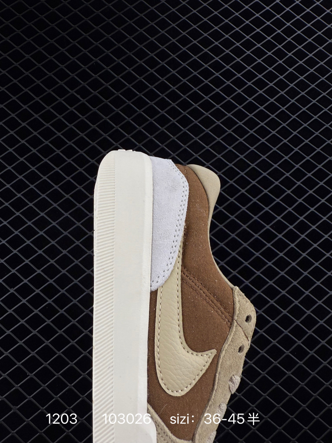 💰230
✅Nike SB Force 58低帮耐克休闲板鞋
是一款将前沿创新带入街头的单品
它具有硫化鞋底 具有出色的耐用性和灵活性
使用帆布和绒面革 在饰面上放置通风口
货号:DV5477-102
尺码:36 36.5 37.5 38 38.5 39 40 40.5 41 42 42.5 43 44 45
ID:103026 Size:36～45B