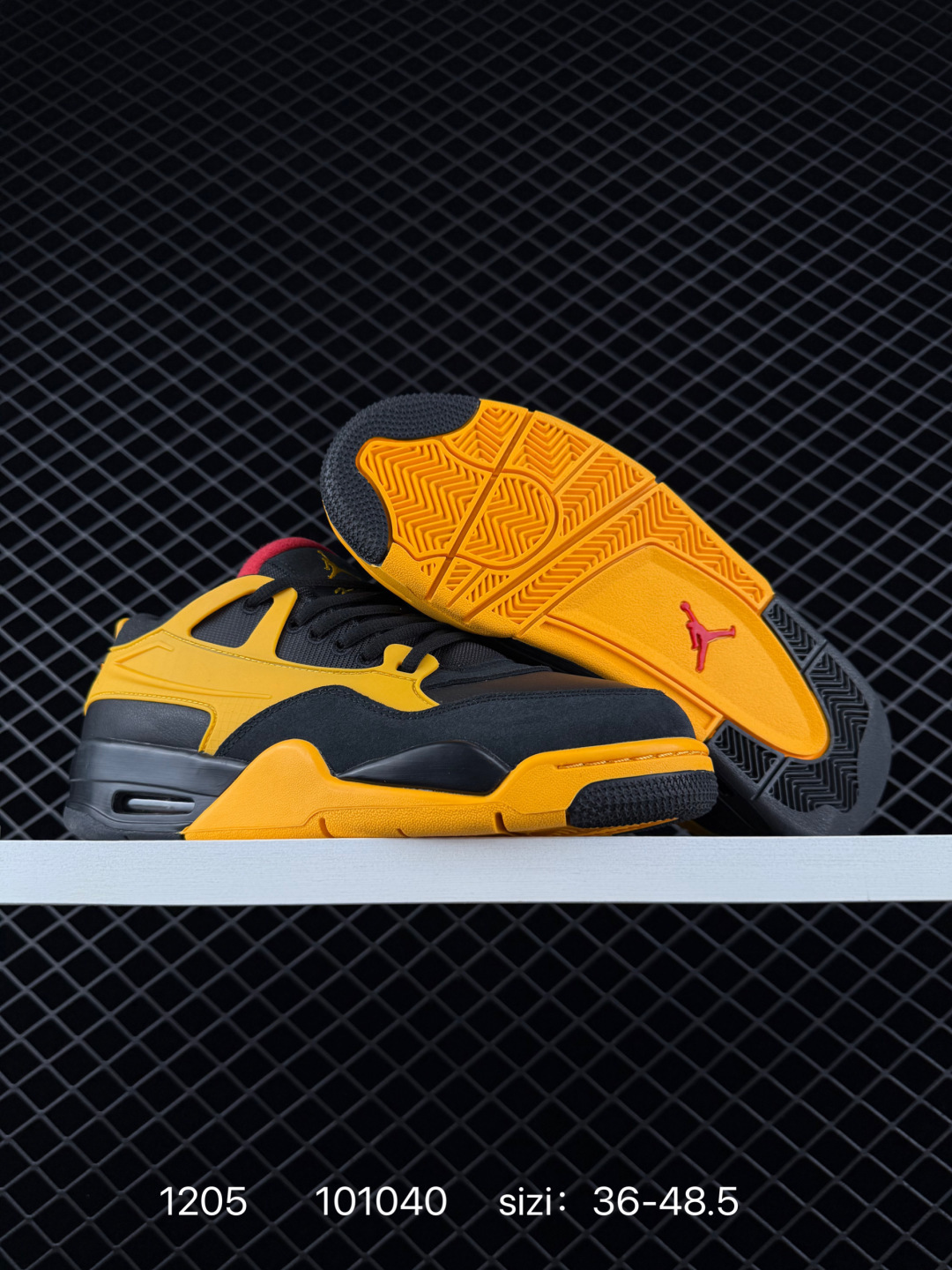 💰260
耐克 Nike Air Jordan 4 RM 耐克 防滑 低帮 复古篮球鞋
橡胶耐磨防滑大底 原档案原楦数据开发
原盒配件 原厂中底钢印 正确版本
货号:FQ7939-007
尺码：如图所示 
编码：101040