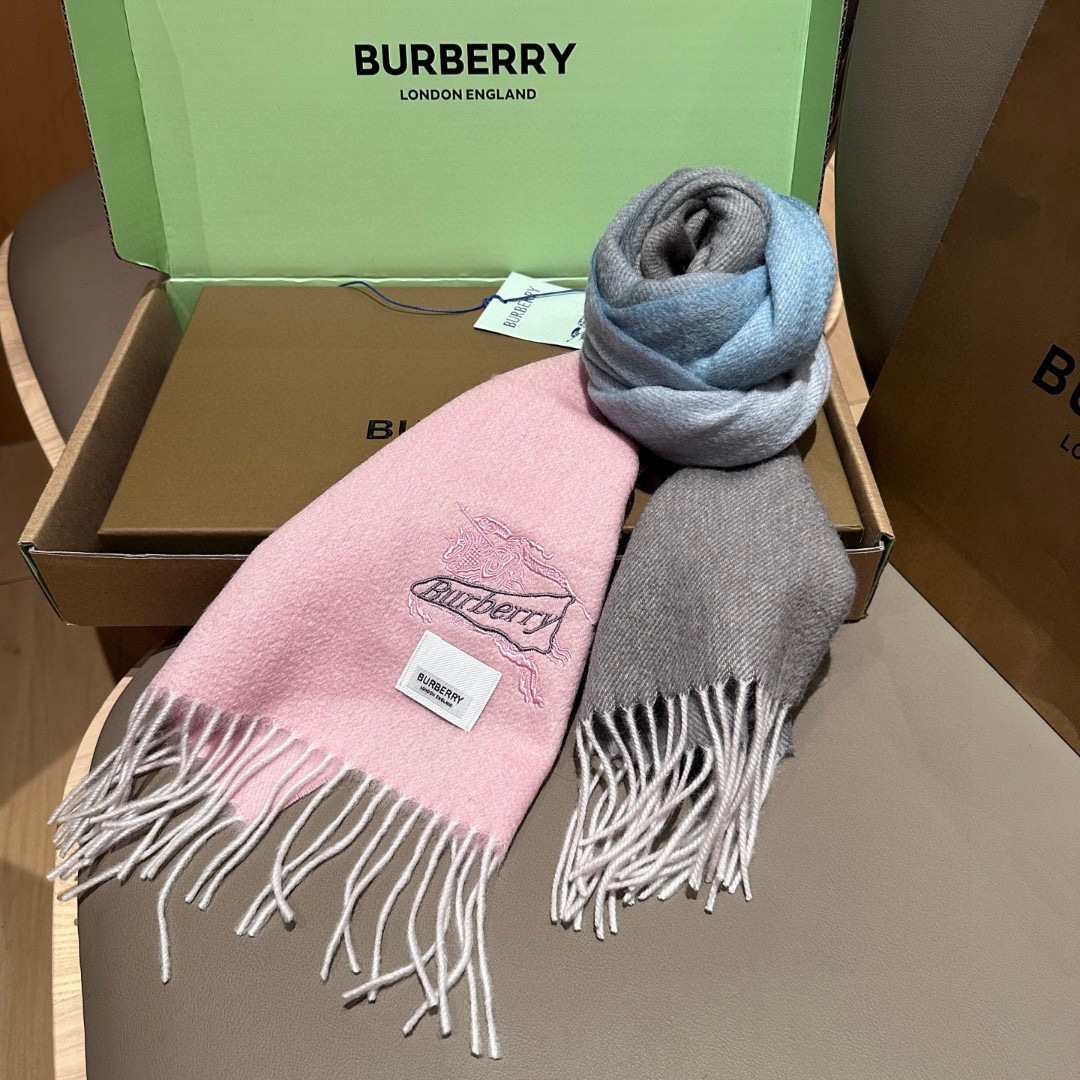 【▪️家属福利来了！！巴宝莉高端重磅男士围巾！】怒赞推荐，激动~！！下手绝对要快，同步专柜，最高端的男士
