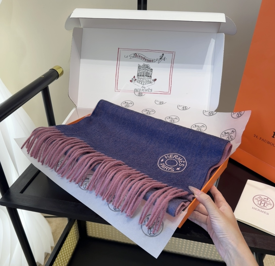 【▪️家属福利来了！！爱马仕高端重磅男士围巾！】怒赞推荐，激动~！！下手绝对要快，同步专柜，最高端的男士