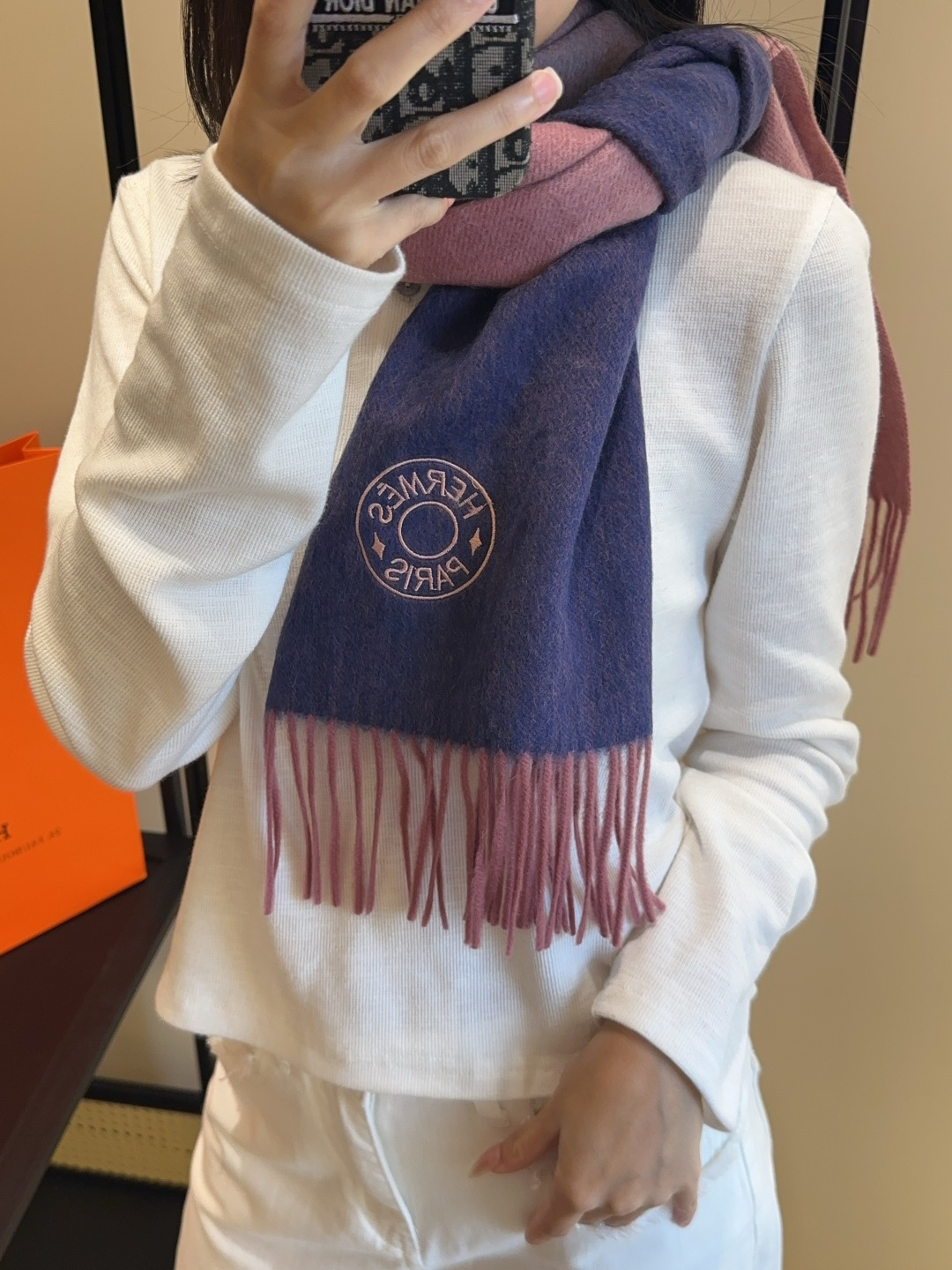 【▪️家属福利来了！！爱马仕高端重磅男士围巾！】怒赞推荐，激动~！！下手绝对要快，同步专柜，最高端的男士