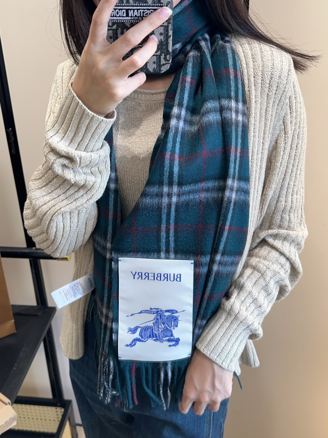 Burberry · 巴宝莉围巾❗️好看的要疯掉了，太有型太有魅力了❗️❗️非常斯文时尚的秋冬单品！真的