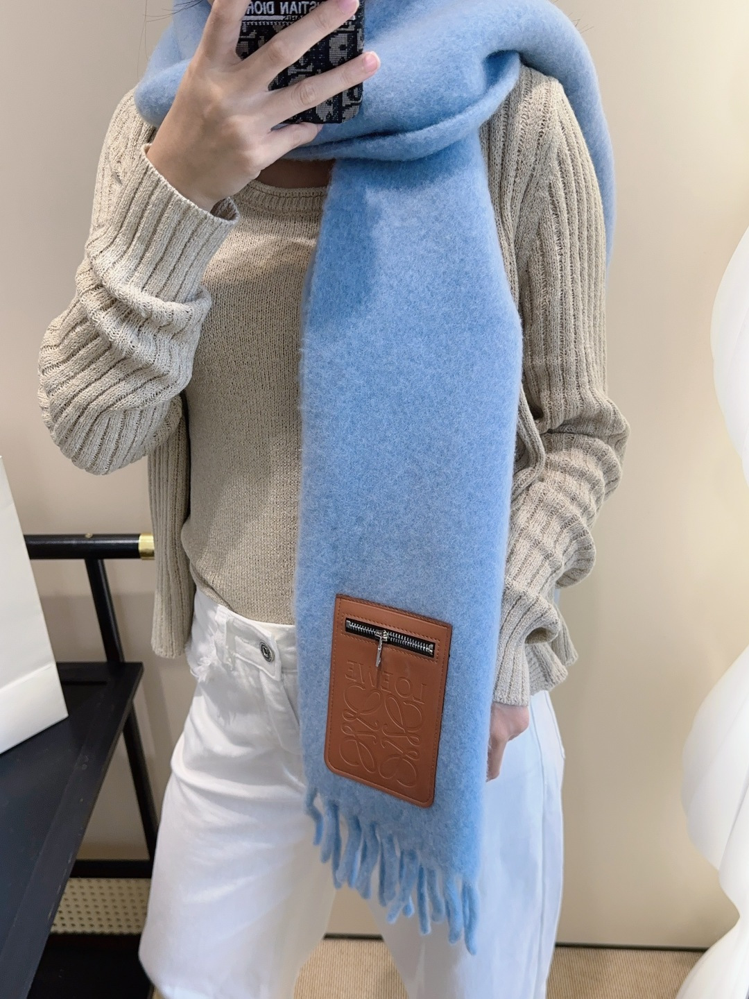 ▪❤️️罗意威超美新款马海毛围巾！超级推荐入手！】质感好货！主打的马海毛围巾~据说超难买哦！！打了好多次