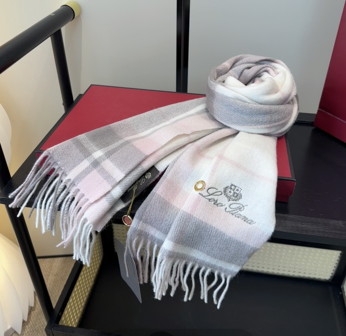🆕Loro Piana · 【贸易公司尾单，极品山羊绒围巾披肩】送人自留都太高大上了😍重磅上新，爆款爆款