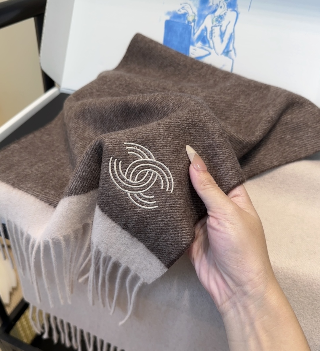 【▪Chanel · 香奈儿难得一见的温柔配色，超级迷恋❗️气质低调恬静又不失优雅❗️】重点推荐❗️高级