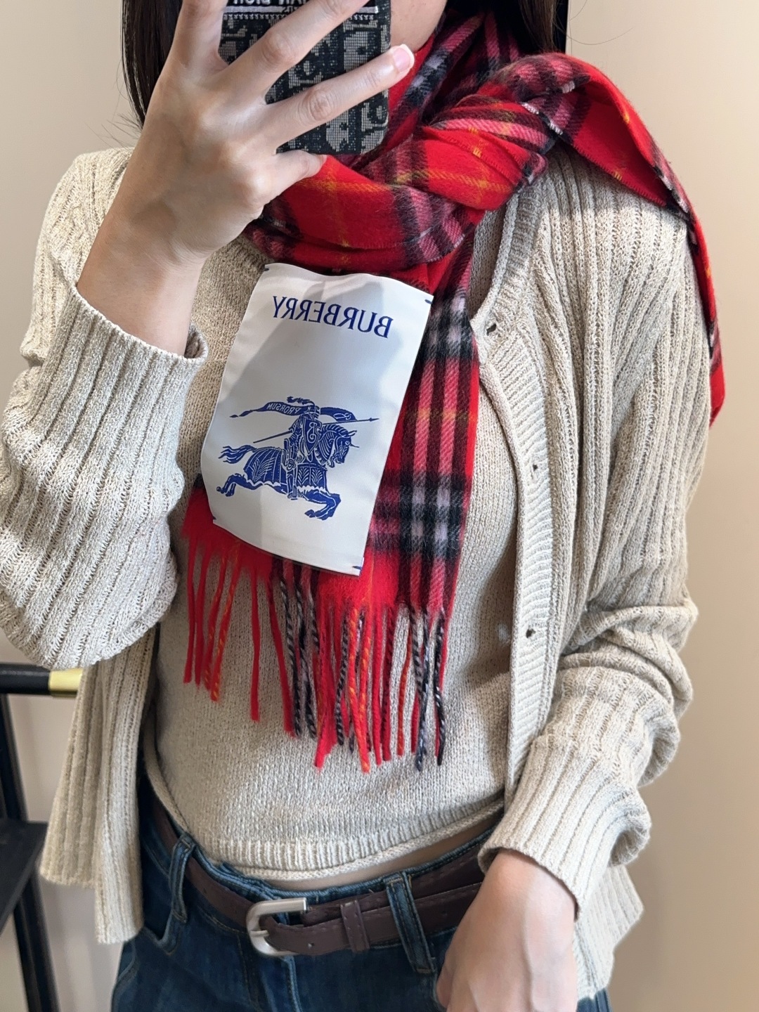 Burberry · 巴宝莉围巾❗️好看的要疯掉了，太有型太有魅力了❗️❗️非常斯文时尚的秋冬单品！真的