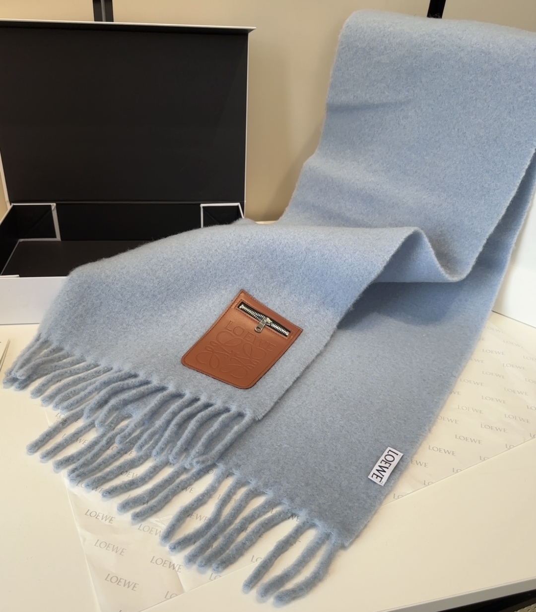 ▪❤️️罗意威超美新款马海毛围巾！超级推荐入手！】质感好货！主打的马海毛围巾~据说超难买哦！！打了好多次