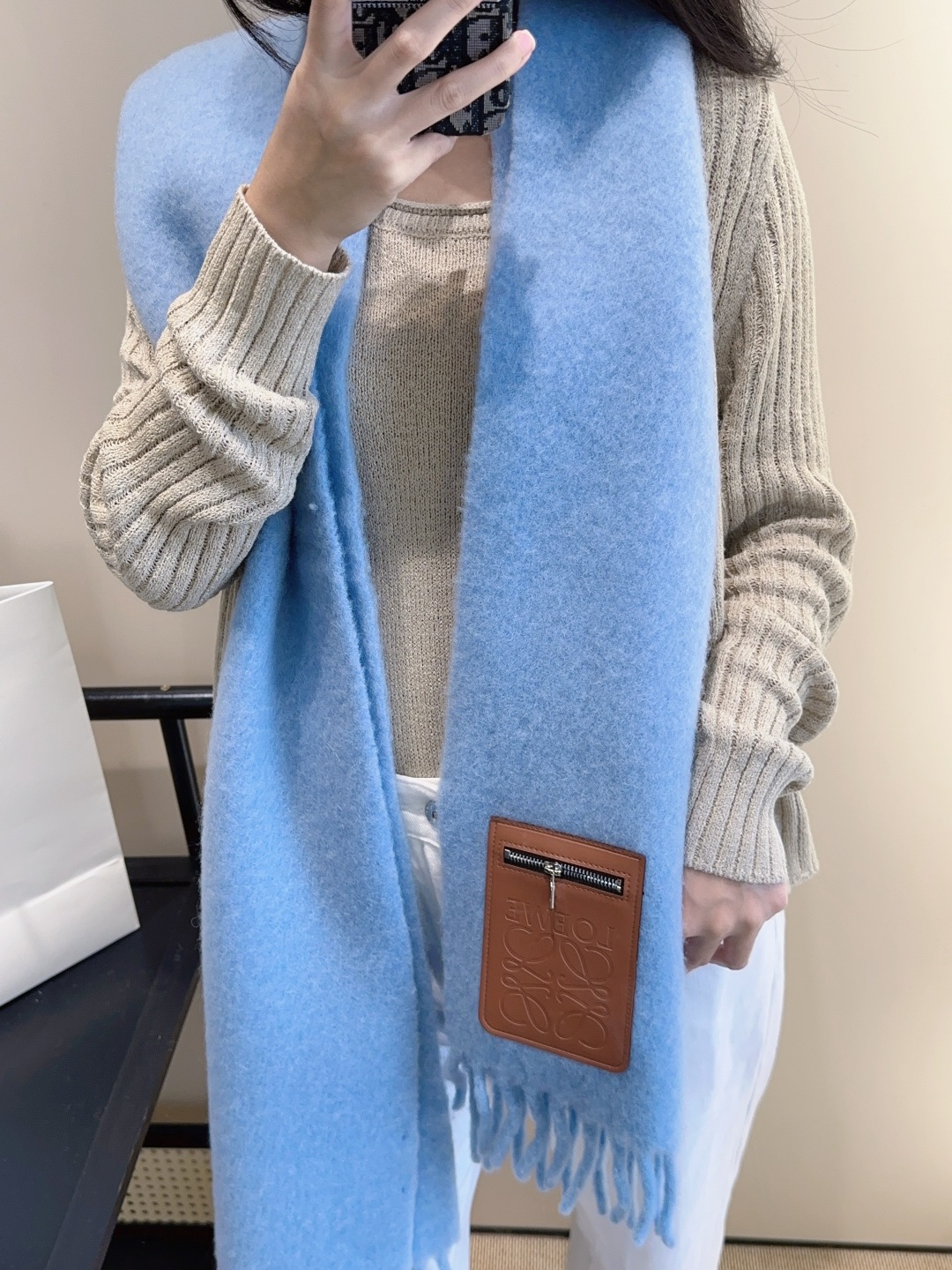 ▪❤️️罗意威超美新款马海毛围巾！超级推荐入手！】质感好货！主打的马海毛围巾~据说超难买哦！！打了好多次