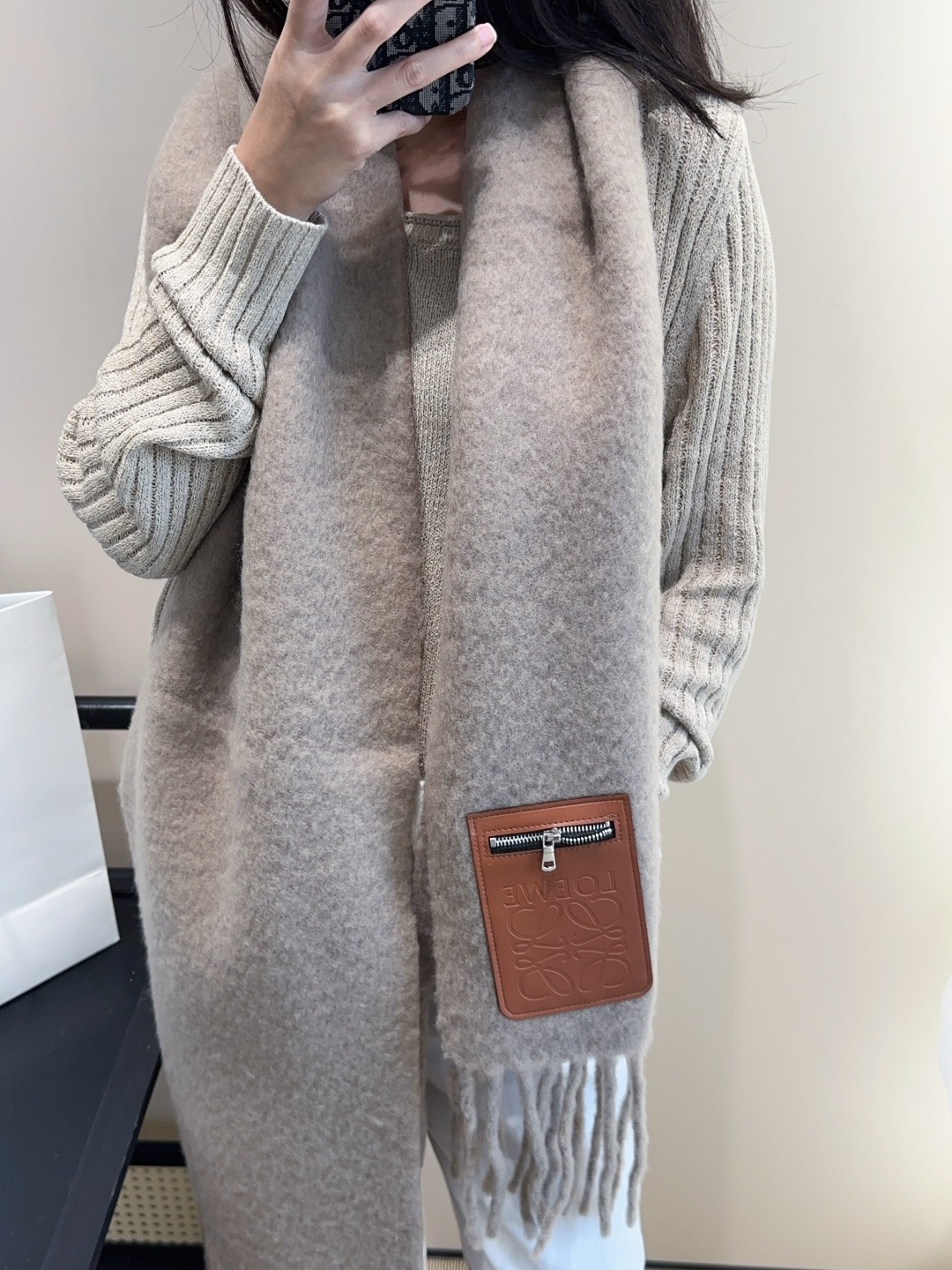 ▪❤️️罗意威超美新款马海毛围巾！超级推荐入手！】质感好货！主打的马海毛围巾~据说超难买哦！！打了好多次