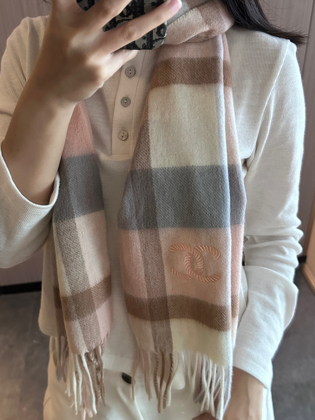 【▪Chanel · 香奈儿难得一见的温柔配色，超级迷恋❗️气质低调恬静又不失优雅❗️】重点推荐❗️高级