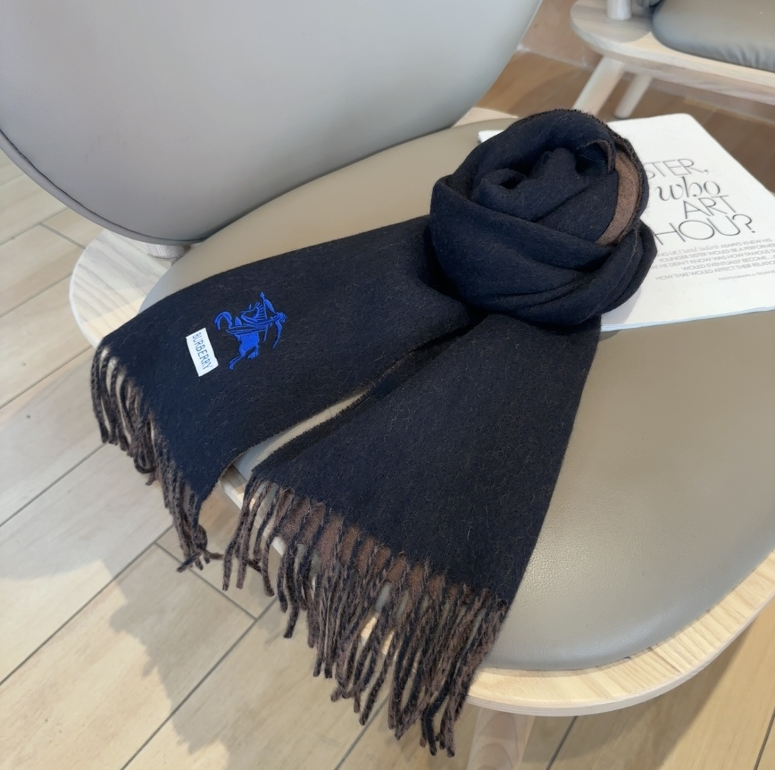 【▪️家属福利来了！！巴宝莉高端重磅围巾！】怒赞推荐，激动~！！下手绝对要快，同工艺难度大，超级无敌软糯