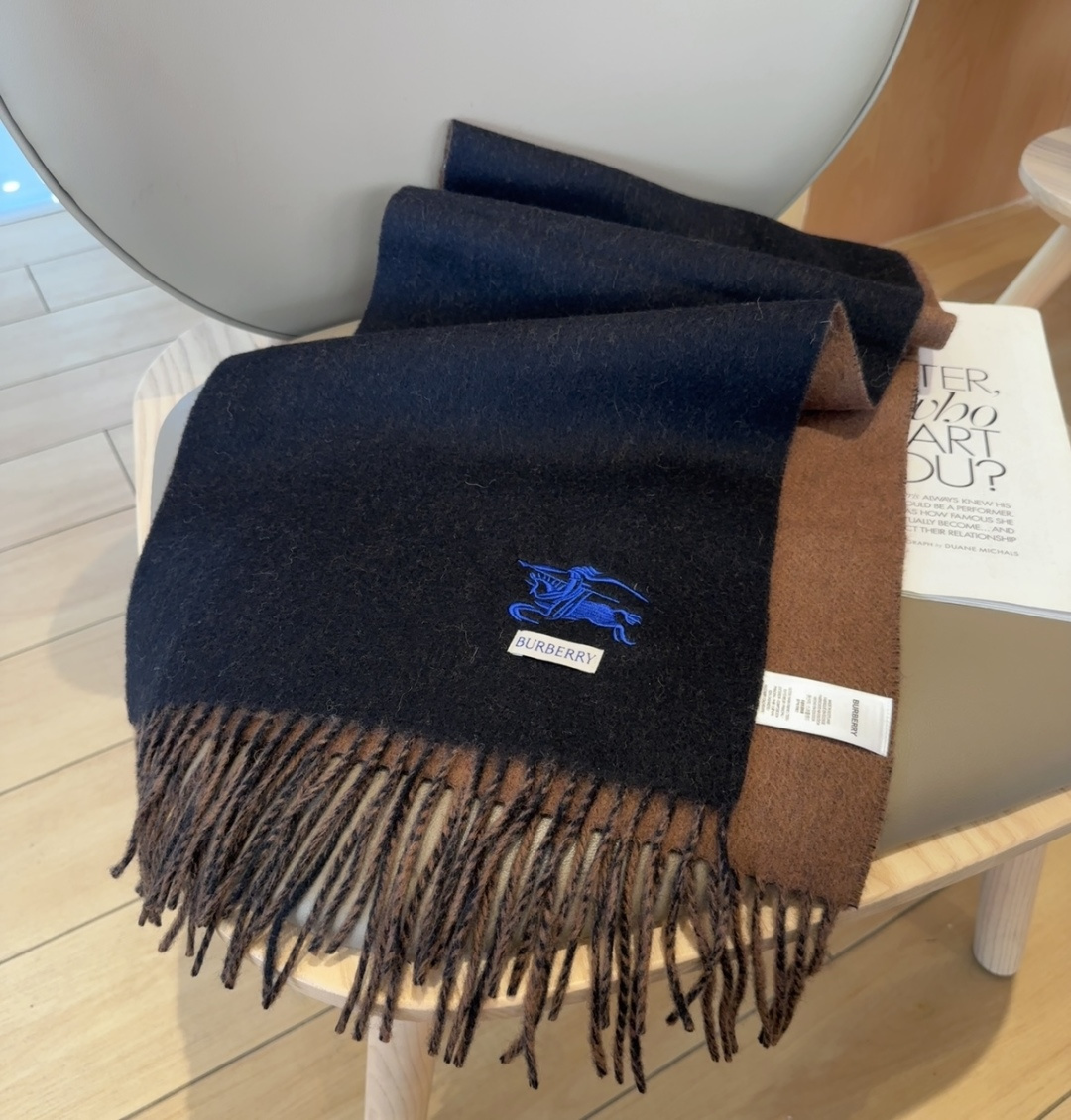 【▪️家属福利来了！！巴宝莉高端重磅围巾！】怒赞推荐，激动~！！下手绝对要快，同工艺难度大，超级无敌软糯