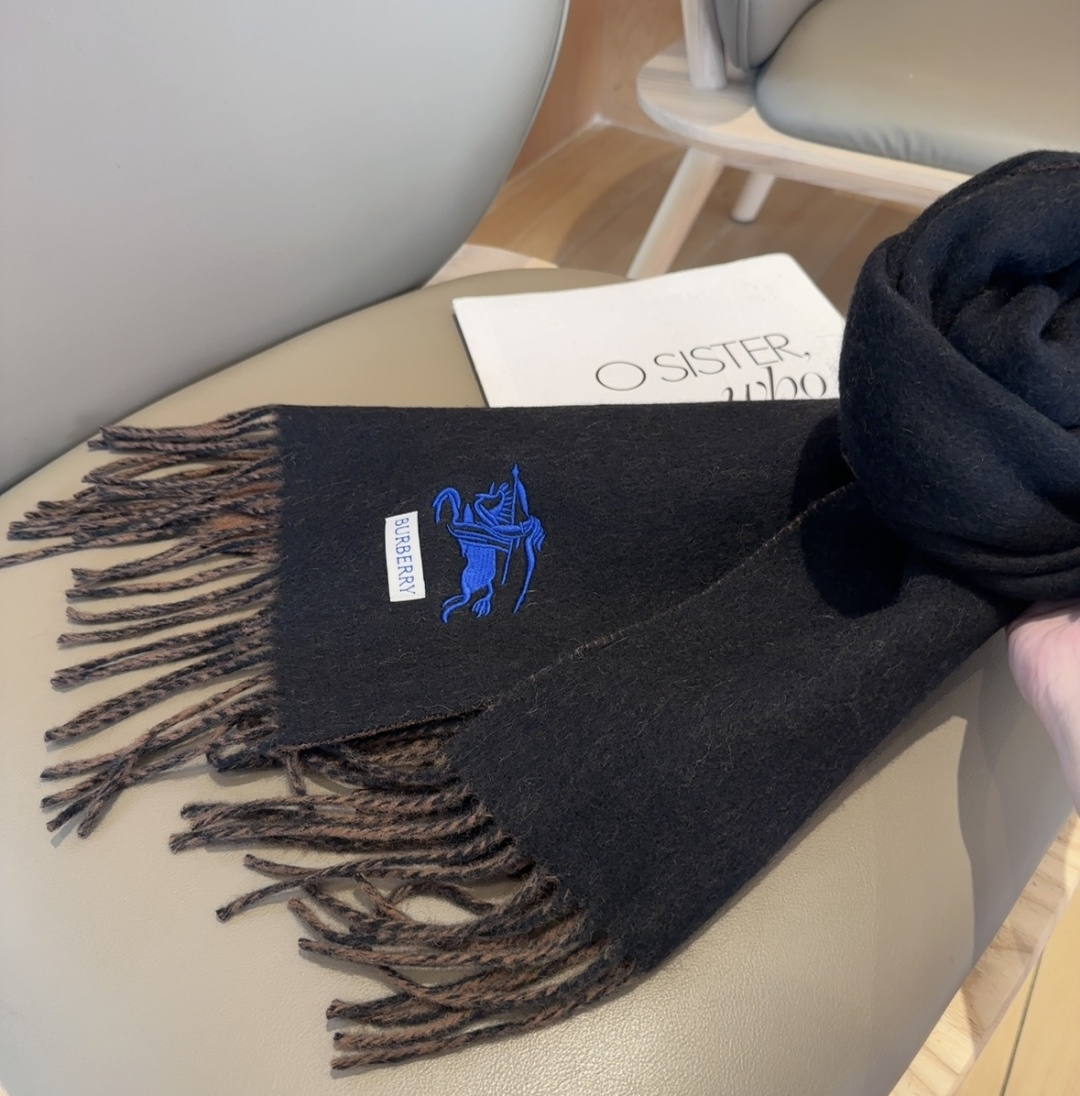 【▪️家属福利来了！！巴宝莉高端重磅围巾！】怒赞推荐，激动~！！下手绝对要快，同工艺难度大，超级无敌软糯