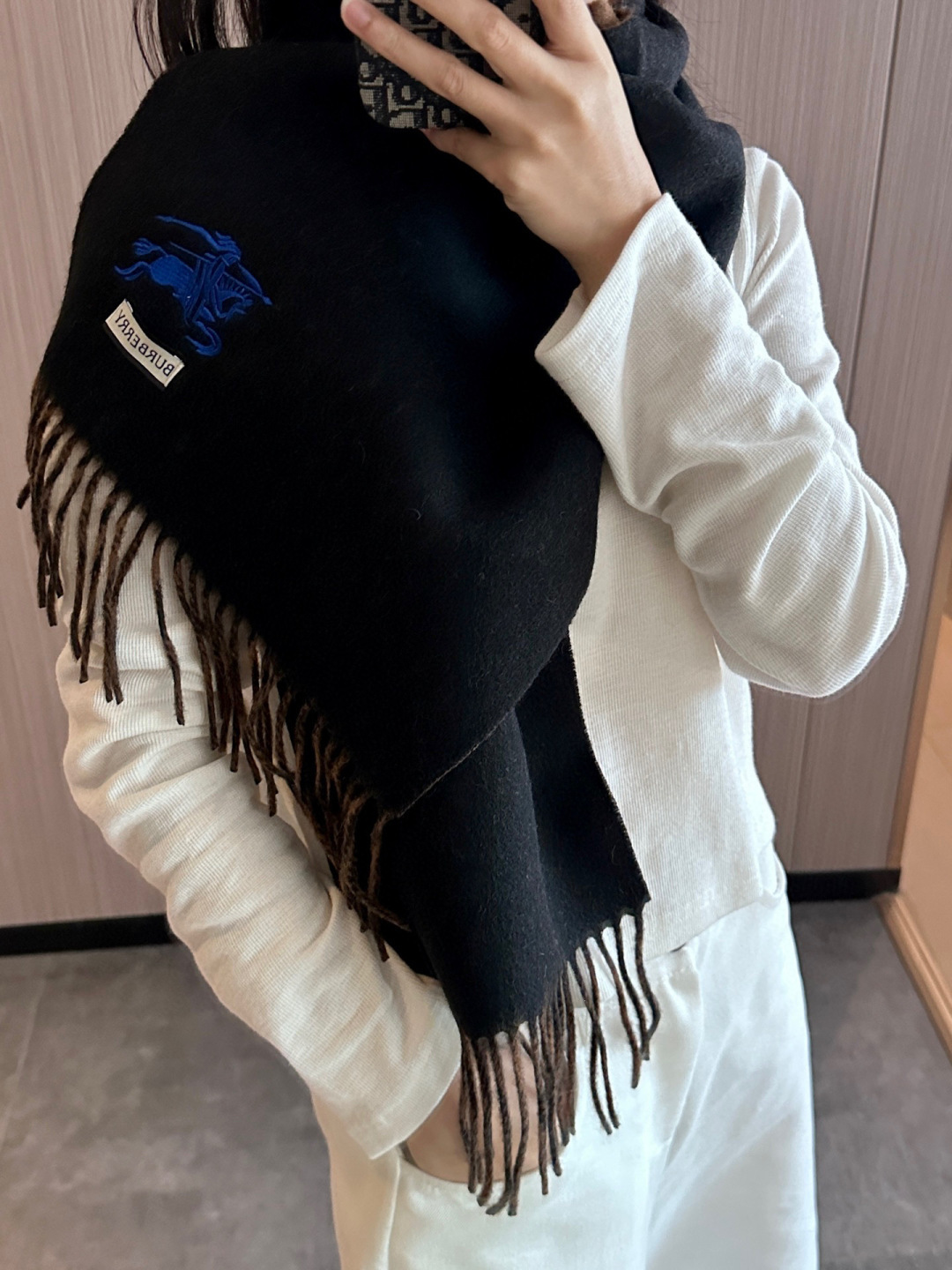 【▪️家属福利来了！！巴宝莉高端重磅围巾！】怒赞推荐，激动~！！下手绝对要快，同工艺难度大，超级无敌软糯