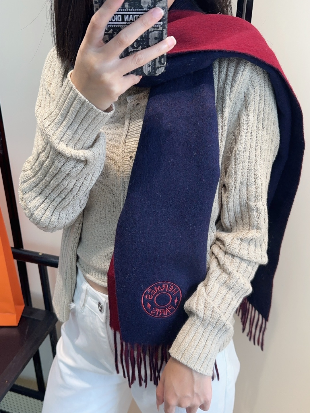 2025年Hermes · 爱马仕，难得一见的温柔配色，低调又不失优雅❗️】重点推荐❗️双边配色，一条围