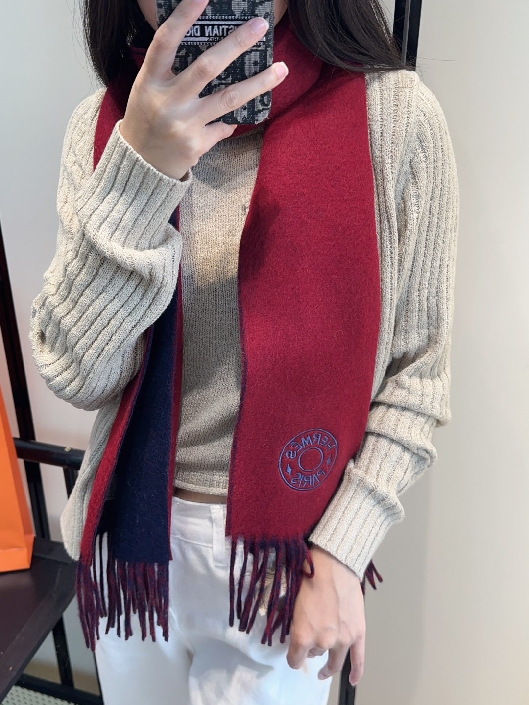 2025年Hermes · 爱马仕，难得一见的温柔配色，低调又不失优雅❗️】重点推荐❗️双边配色，一条围