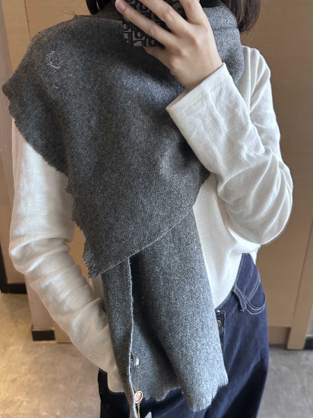 🆕Loro Piana · 【贸易公司尾单，极品山羊绒围巾披肩】送人自留都太高大上了😍重磅上新，爆款爆款