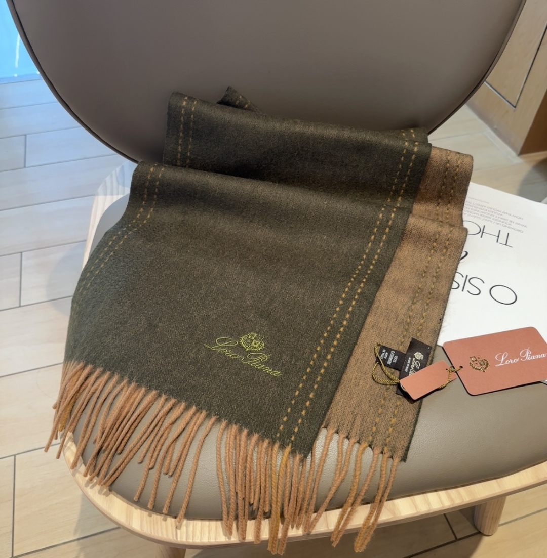 🆕Loro Piana · 【贸易公司尾单，极品山羊绒围巾披肩】送人自留都太高大上了😍重磅上新，爆款爆款