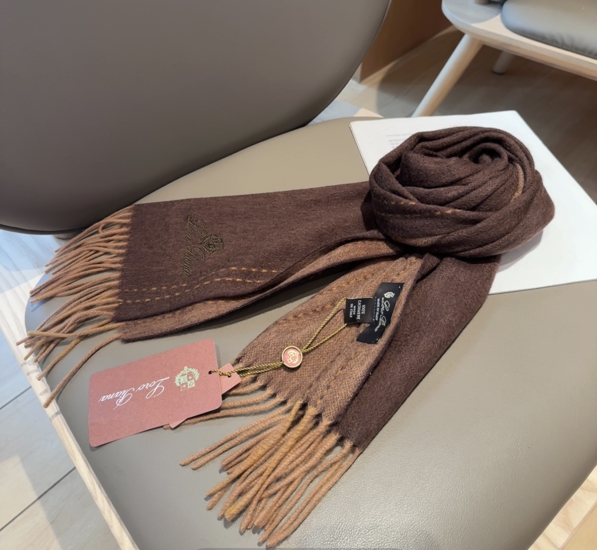 🆕Loro Piana · 【贸易公司尾单，极品山羊绒围巾披肩】送人自留都太高大上了😍重磅上新，爆款爆款