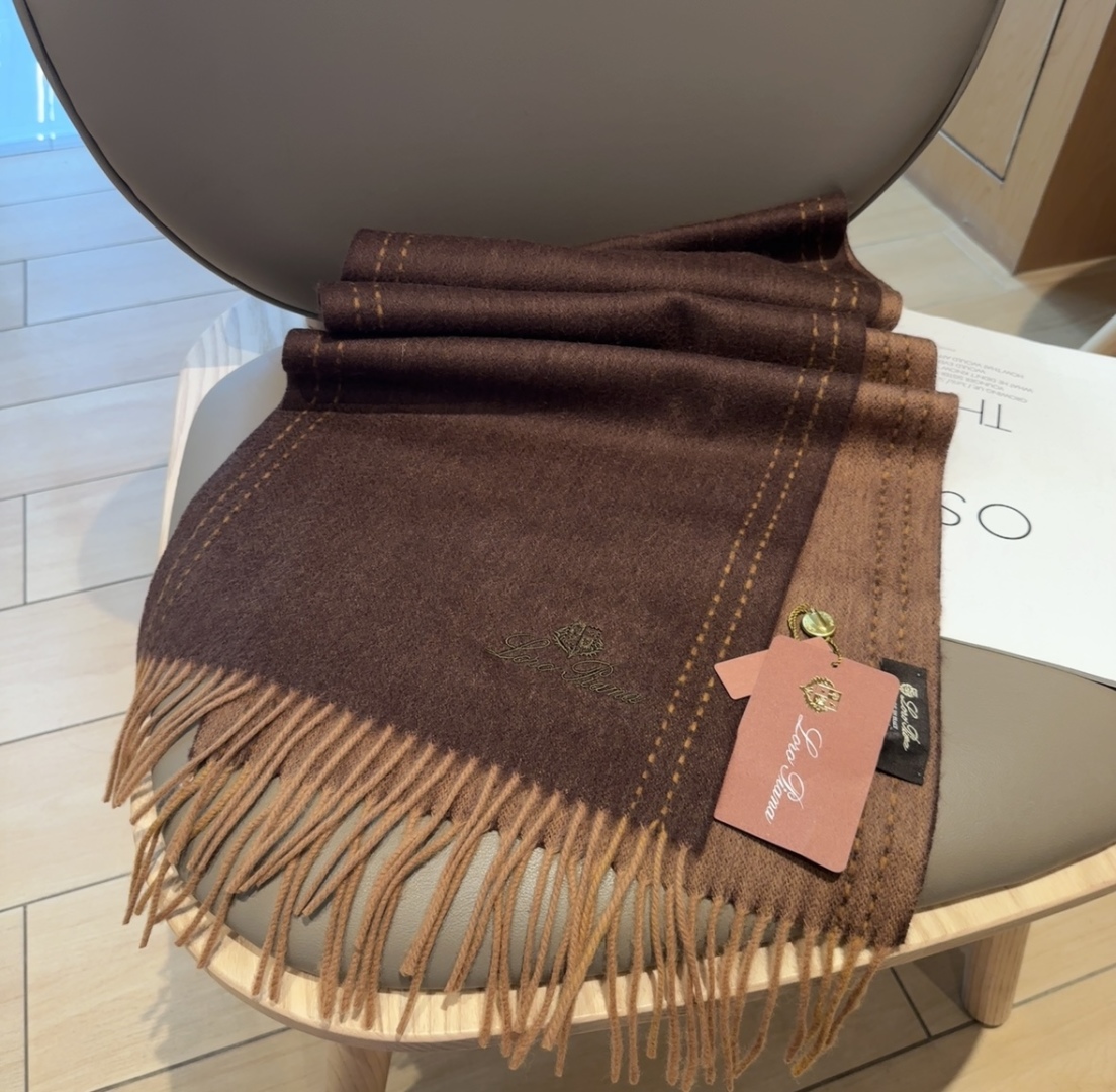 🆕Loro Piana · 【贸易公司尾单，极品山羊绒围巾披肩】送人自留都太高大上了😍重磅上新，爆款爆款