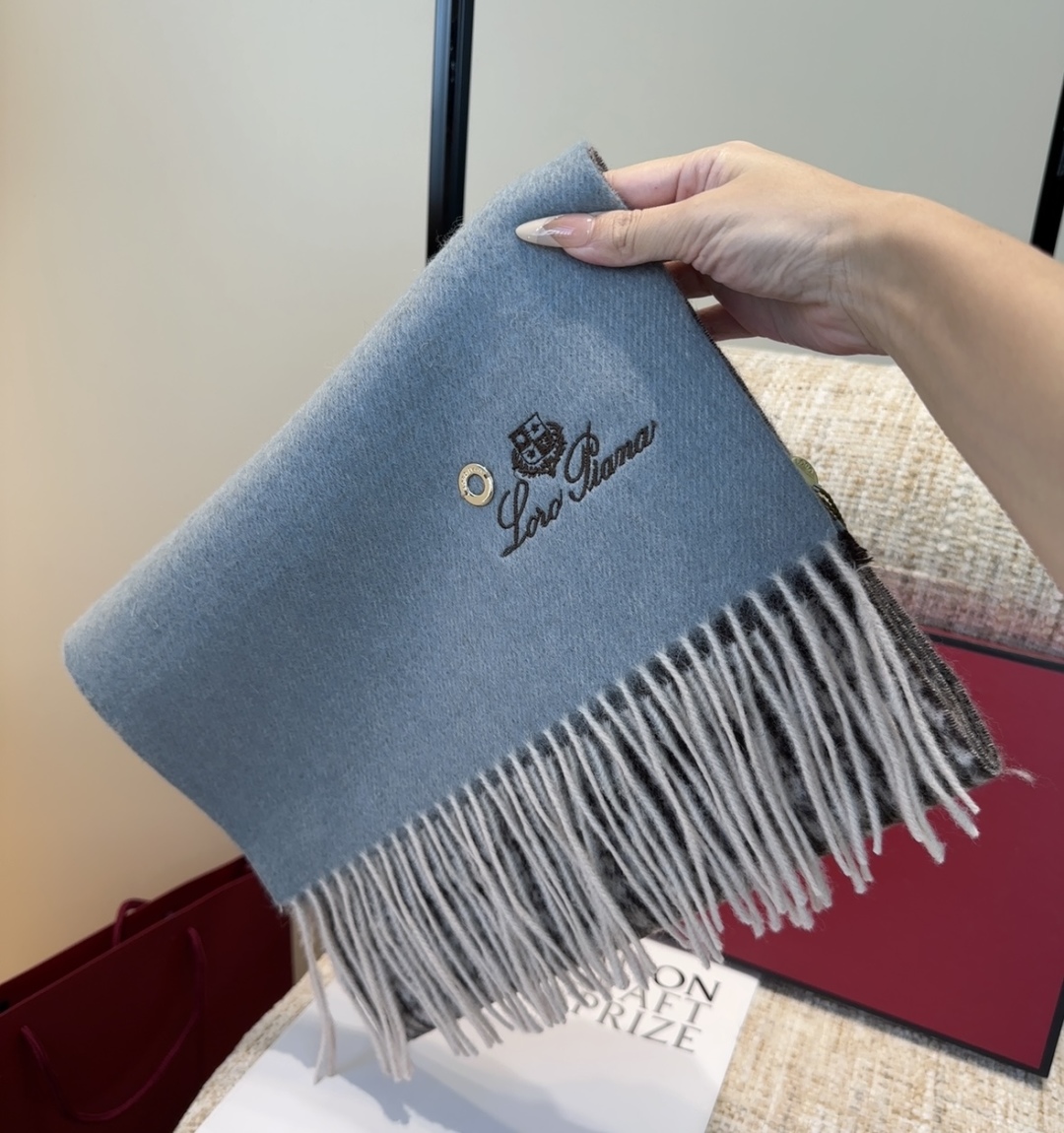🆕Loro Piana · 【贸易公司尾单，极品山羊绒围巾披肩】送人自留都太高大上了😍重磅上新，爆款爆款
