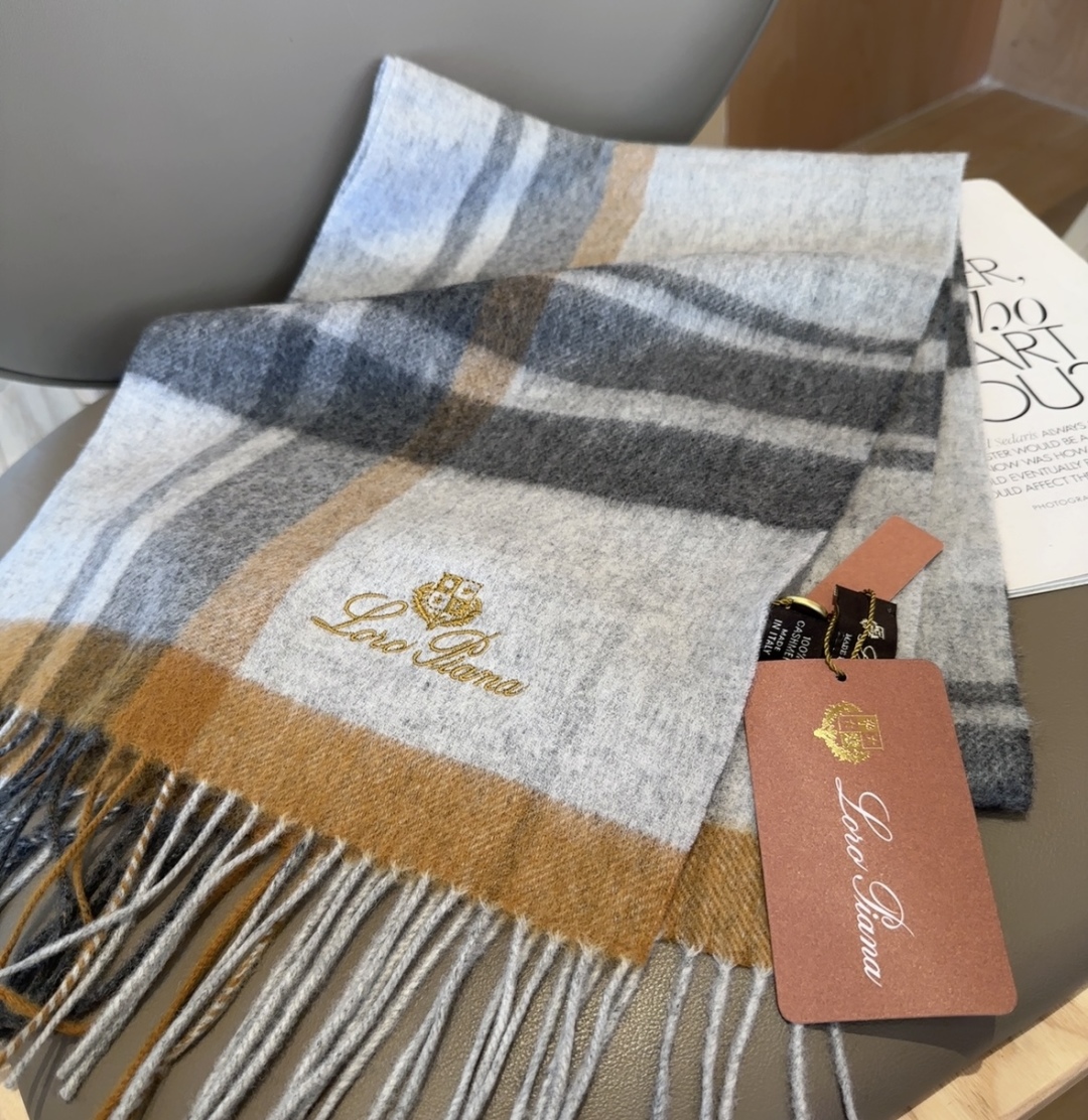 🆕Loro Piana · 【贸易公司尾单，极品山羊绒围巾披肩】送人自留都太高大上了😍重磅上新，爆款爆款