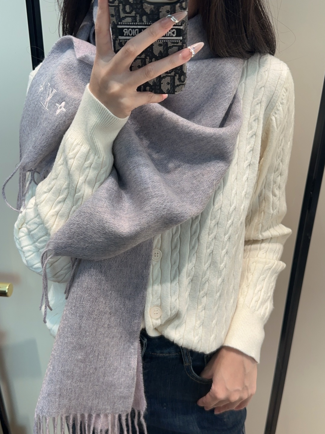 Lv围巾❗️好看的要疯掉了，太有型太有魅力了❗️❗️非常斯文时尚的秋冬单品！真的很喜欢，非常Classi