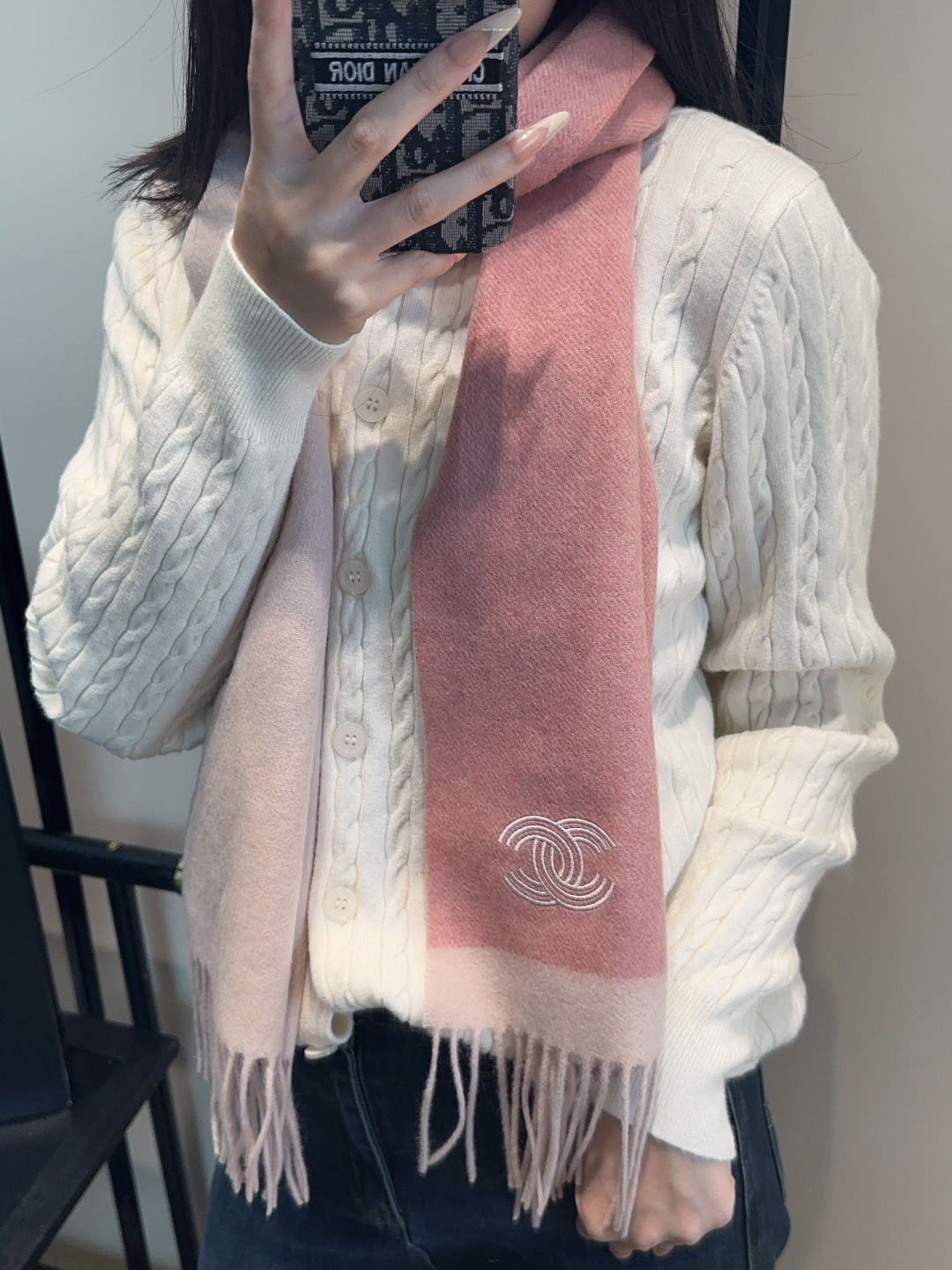 【▪Chanel · 香奈儿难得一见的温柔配色，超级迷恋❗️气质低调恬静又不失优雅❗️】重点推荐❗️高级