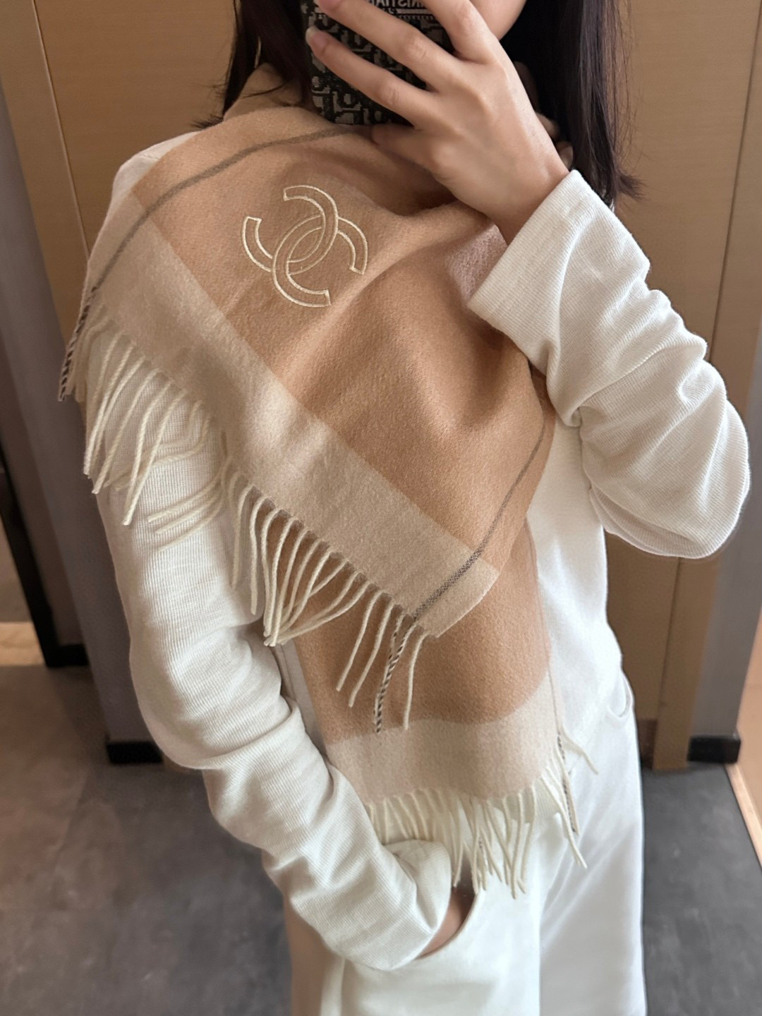 【▪Chanel · 香奈儿难得一见的温柔配色，超级迷恋❗️气质低调恬静又不失优雅❗️】重点推荐❗️高级