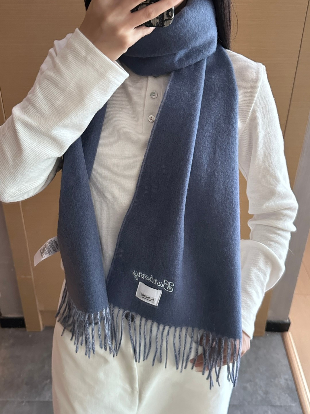 Burberry · 巴宝莉围巾❗️好看的要疯掉了，太有型太有魅力了❗️❗️非常斯文时尚的秋冬单品！真的