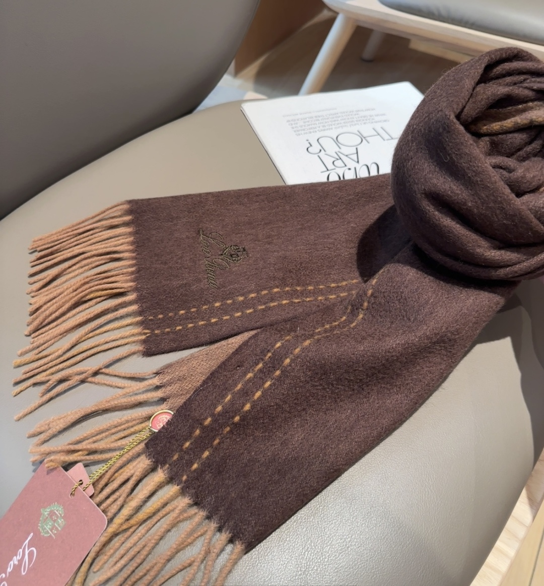 🆕Loro Piana · 【贸易公司尾单，极品山羊绒围巾披肩】送人自留都太高大上了😍重磅上新，爆款爆款