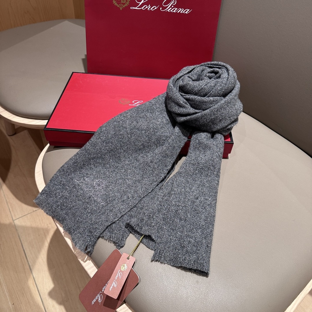 🆕Loro Piana · 【贸易公司尾单，极品山羊绒围巾披肩】送人自留都太高大上了😍重磅上新，爆款爆款