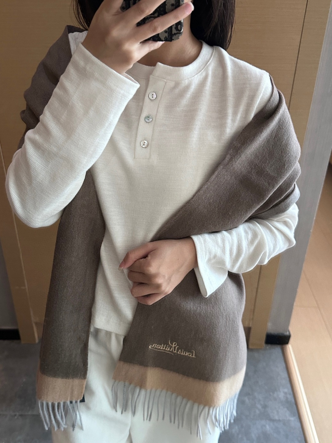 【▪️家属福利来了！！Lv 高端重磅围巾！】怒赞推荐，激动~！！下手绝对要快，同工艺难度大，超级无敌软糯