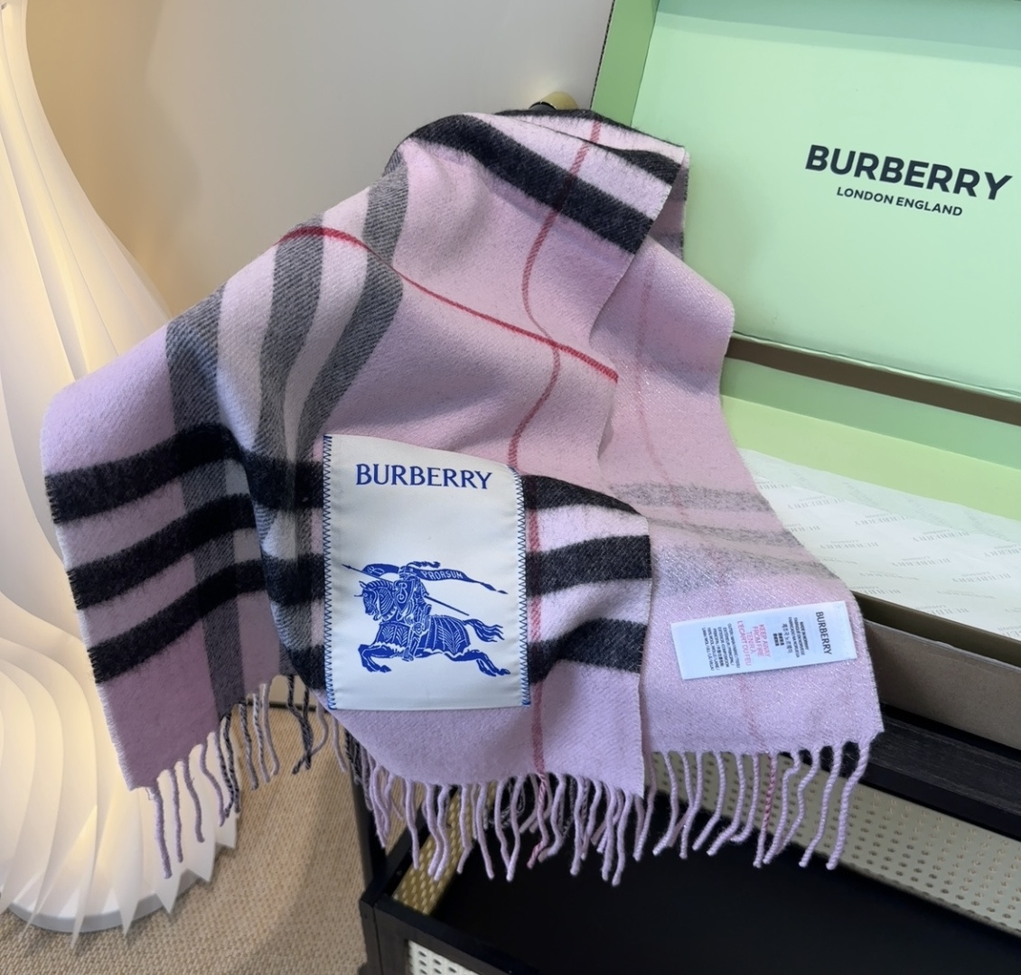 【▪️家属福利来了！！巴宝莉高端重磅男士围巾！】怒赞推荐，激动~！！下手绝对要快，同步专柜，最高端的男士