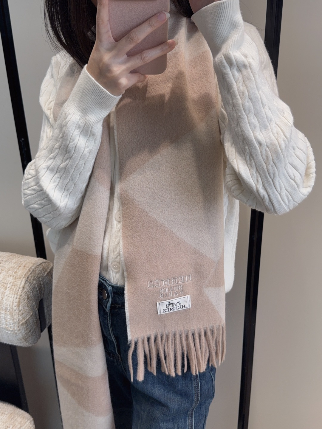 2025年Hermes · 爱马仕，难得一见的温柔配色，低调又不失优雅❗️】重点推荐❗️双边配色，一条围