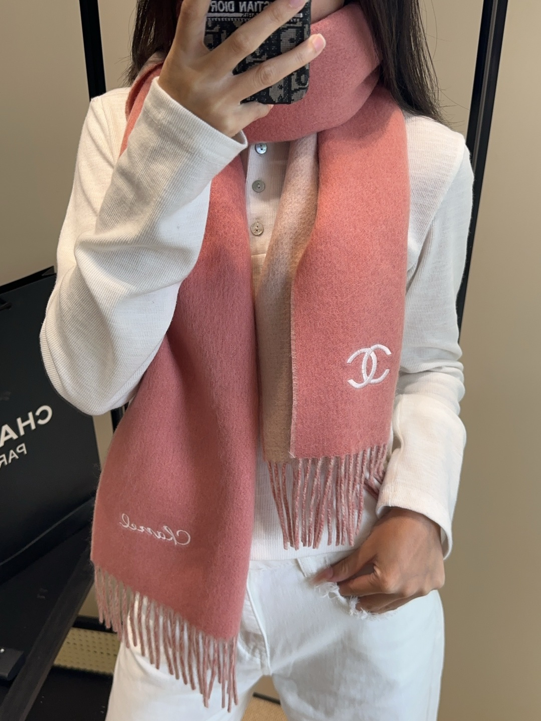 【▪Chanel · 香奈儿难得一见的温柔配色，超级迷恋❗️气质低调恬静又不失优雅❗️】重点推荐❗️高级