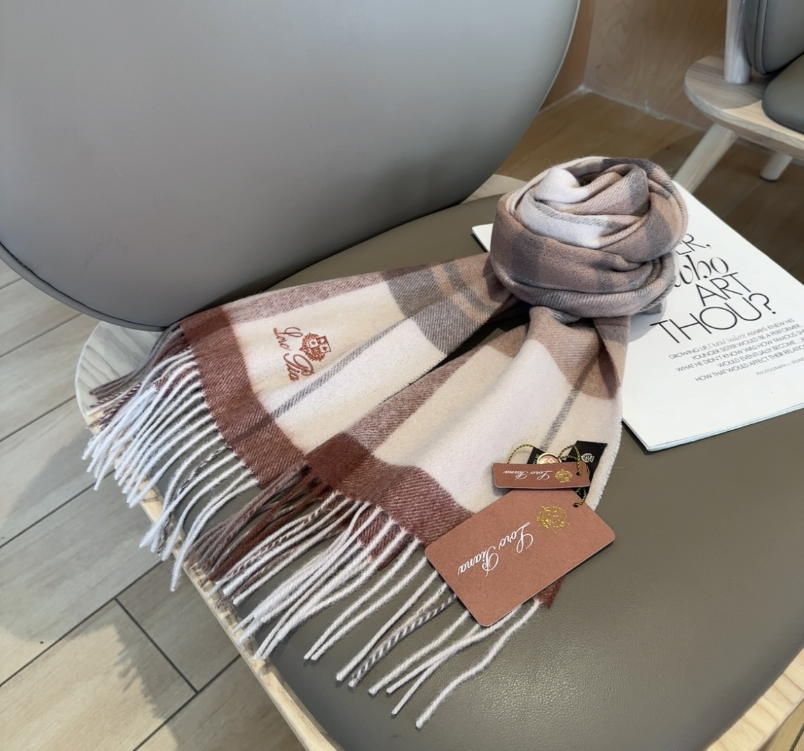 🆕Loro Piana · 【贸易公司尾单，极品山羊绒围巾披肩】送人自留都太高大上了😍重磅上新，爆款爆款