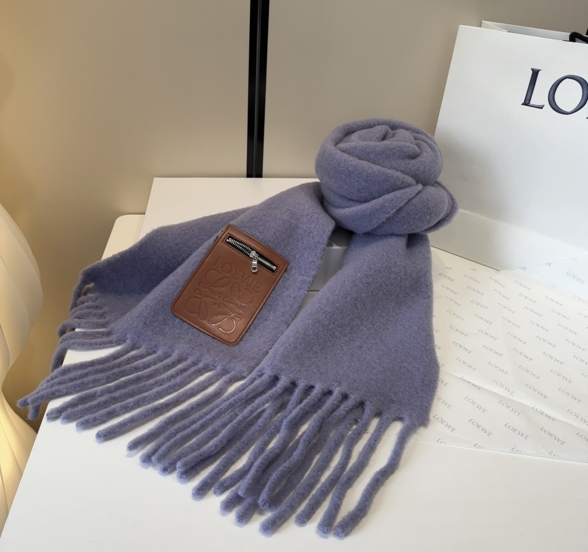 ▪❤️️罗意威超美新款马海毛围巾！超级推荐入手！】质感好货！主打的马海毛围巾~据说超难买哦！！打了好多次