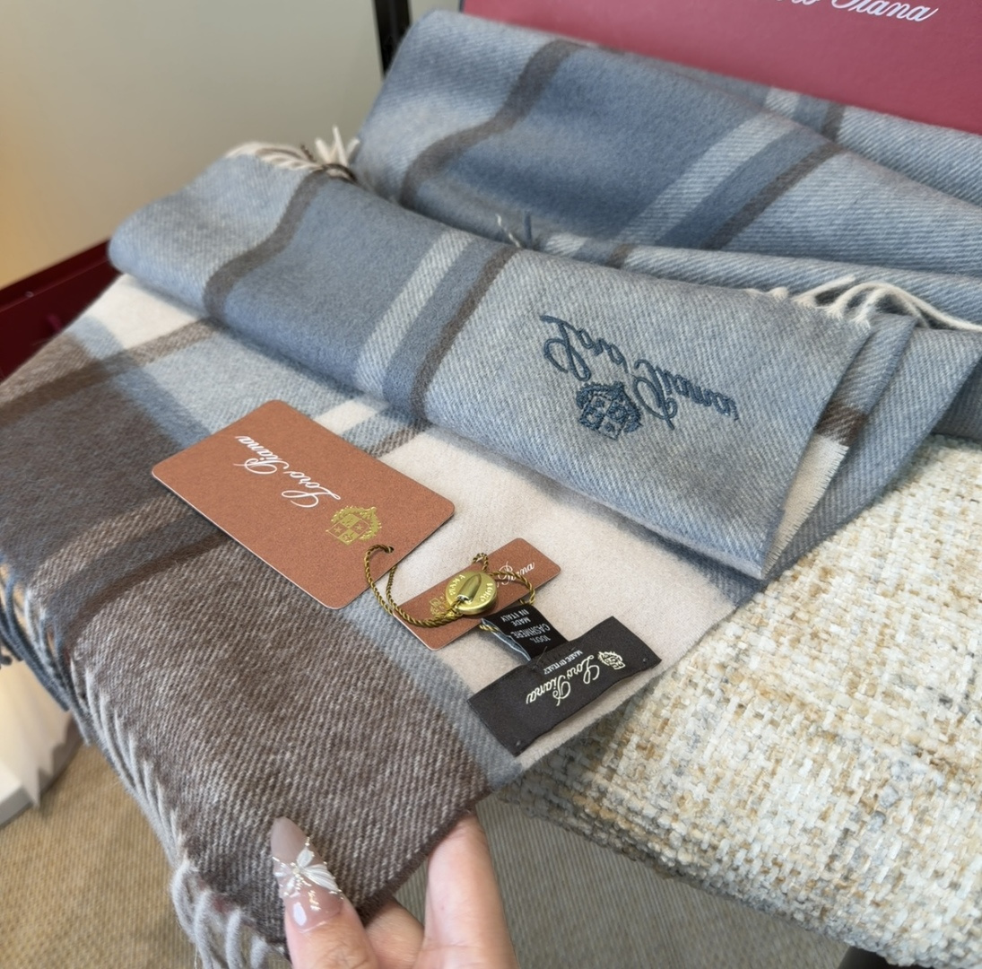 🆕Loro Piana · 【贸易公司尾单，极品山羊绒围巾披肩】送人自留都太高大上了😍重磅上新，爆款爆款