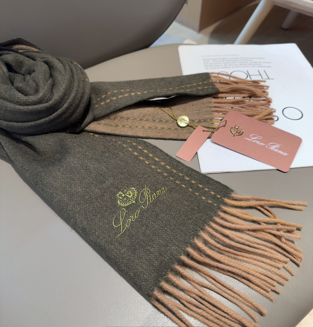 🆕Loro Piana · 【贸易公司尾单，极品山羊绒围巾披肩】送人自留都太高大上了😍重磅上新，爆款爆款