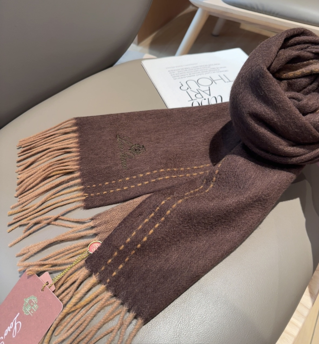 🆕Loro Piana · 【贸易公司尾单，极品山羊绒围巾披肩】送人自留都太高大上了😍重磅上新，爆款爆款