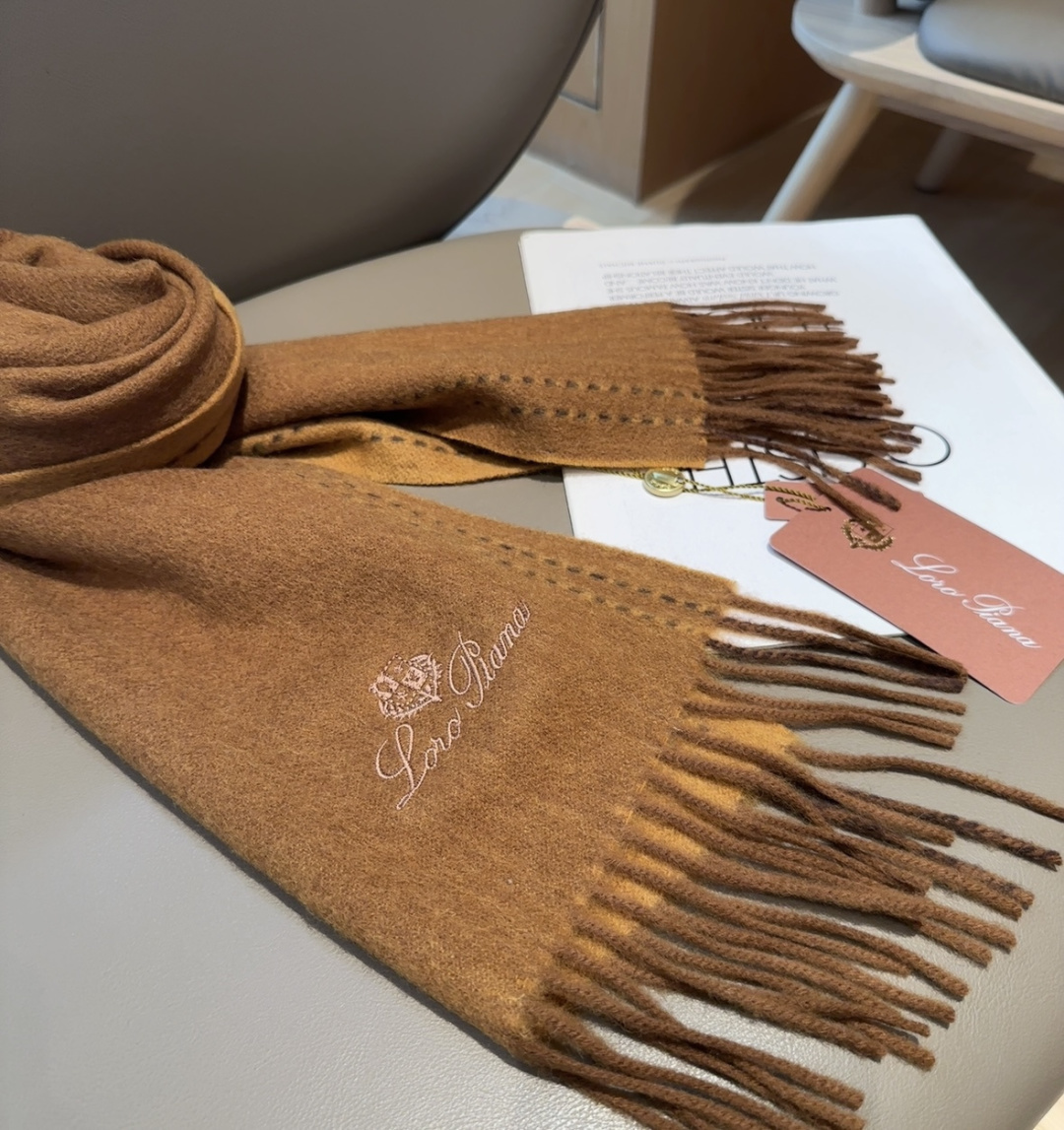 🆕Loro Piana · 【贸易公司尾单，极品山羊绒围巾披肩】送人自留都太高大上了😍重磅上新，爆款爆款