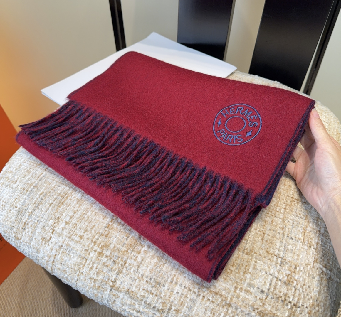 2025年Hermes · 爱马仕，难得一见的温柔配色，低调又不失优雅❗️】重点推荐❗️双边配色，一条围
