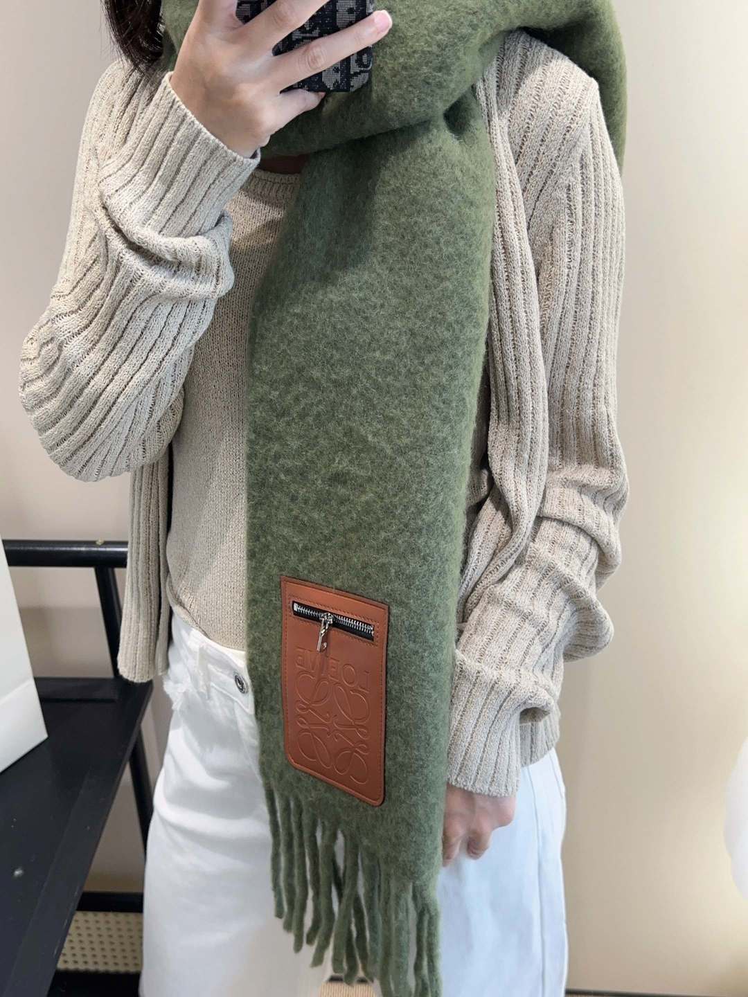 ▪❤️️罗意威超美新款马海毛围巾！超级推荐入手！】质感好货！主打的马海毛围巾~据说超难买哦！！打了好多次
