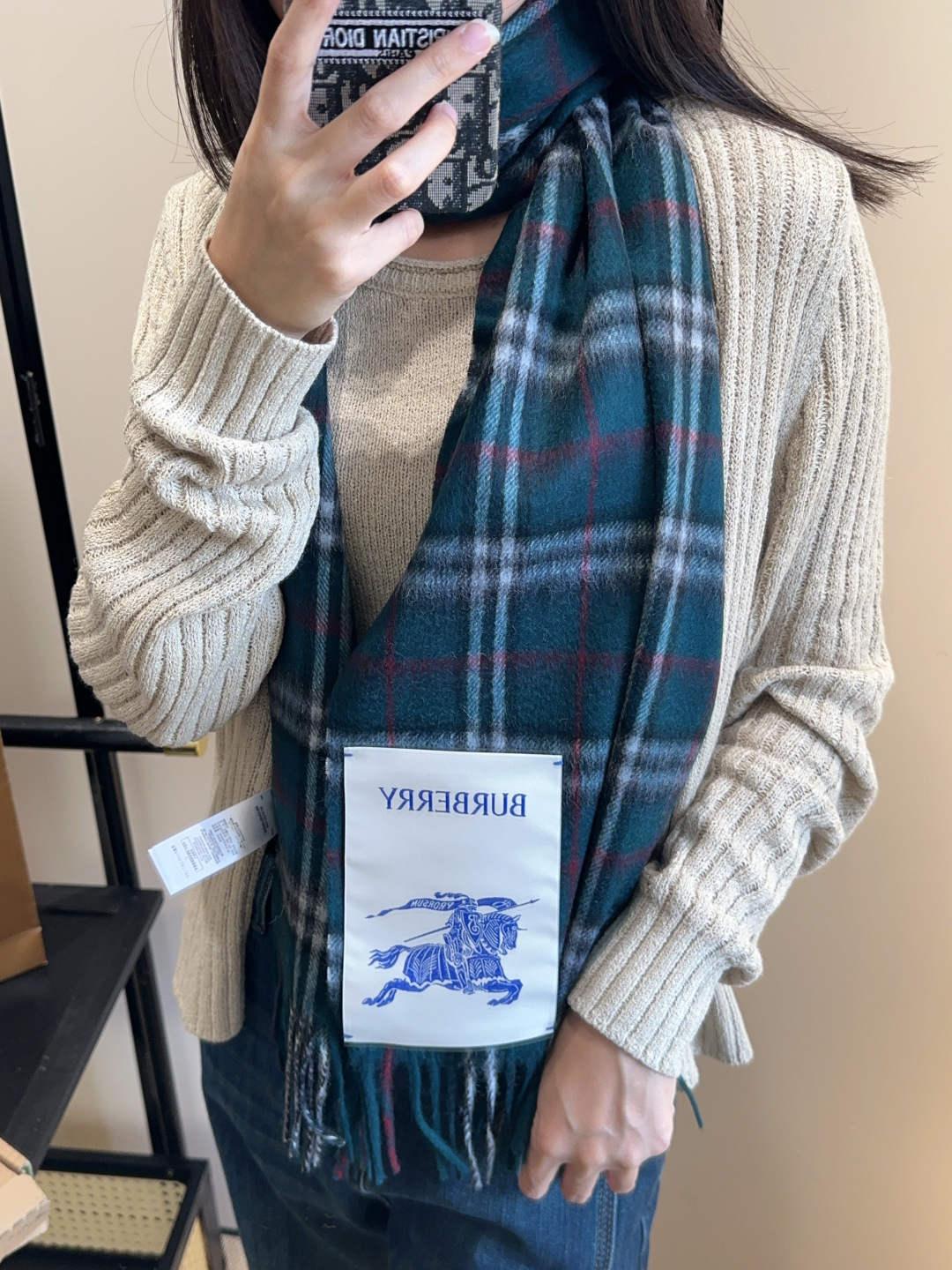 Burberry · 巴宝莉围巾❗️好看的要疯掉了，太有型太有魅力了❗️❗️非常斯文时尚的秋冬单品！真的