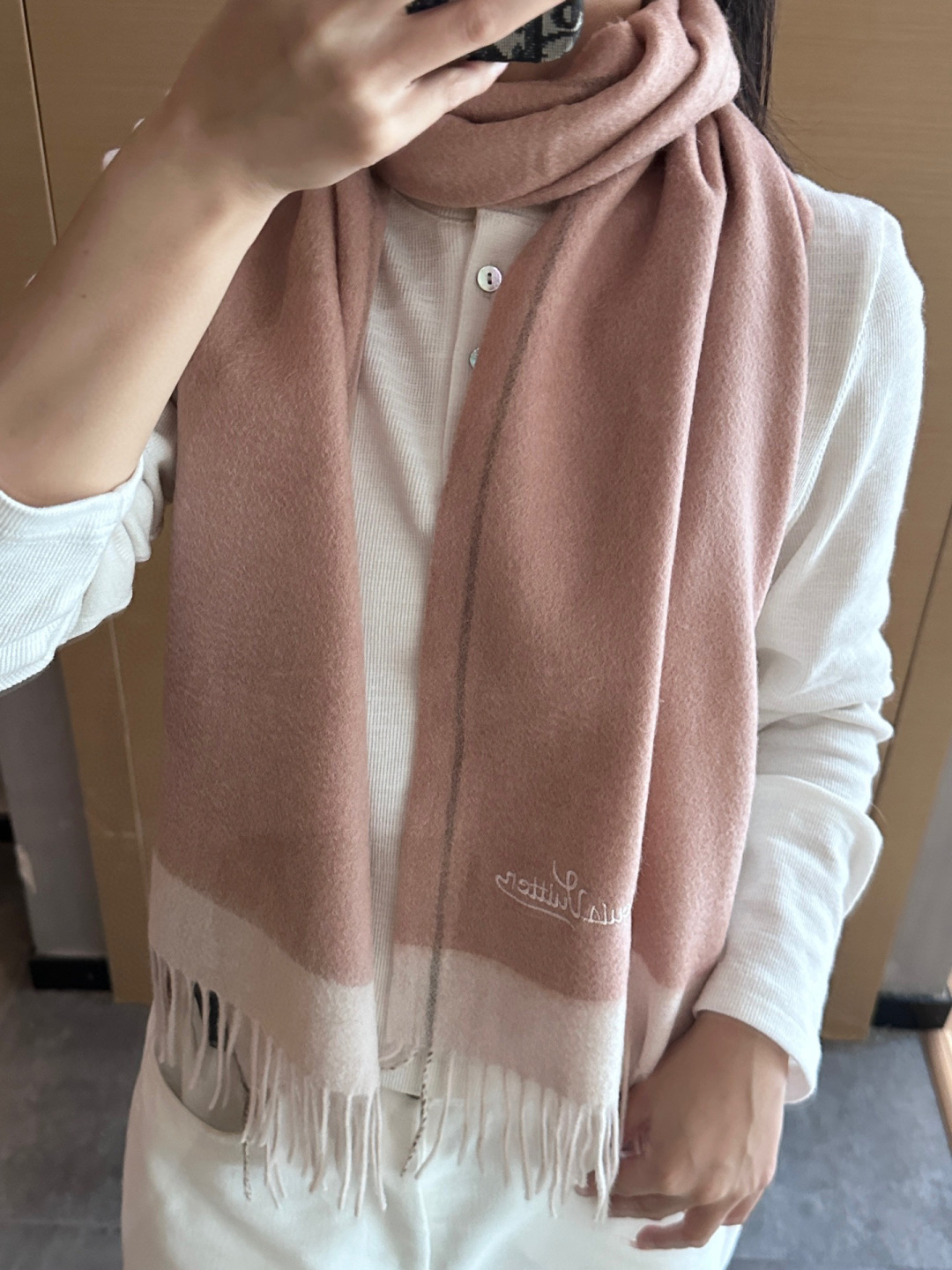 【▪️家属福利来了！！Lv 高端重磅围巾！】怒赞推荐，激动~！！下手绝对要快，同工艺难度大，超级无敌软糯