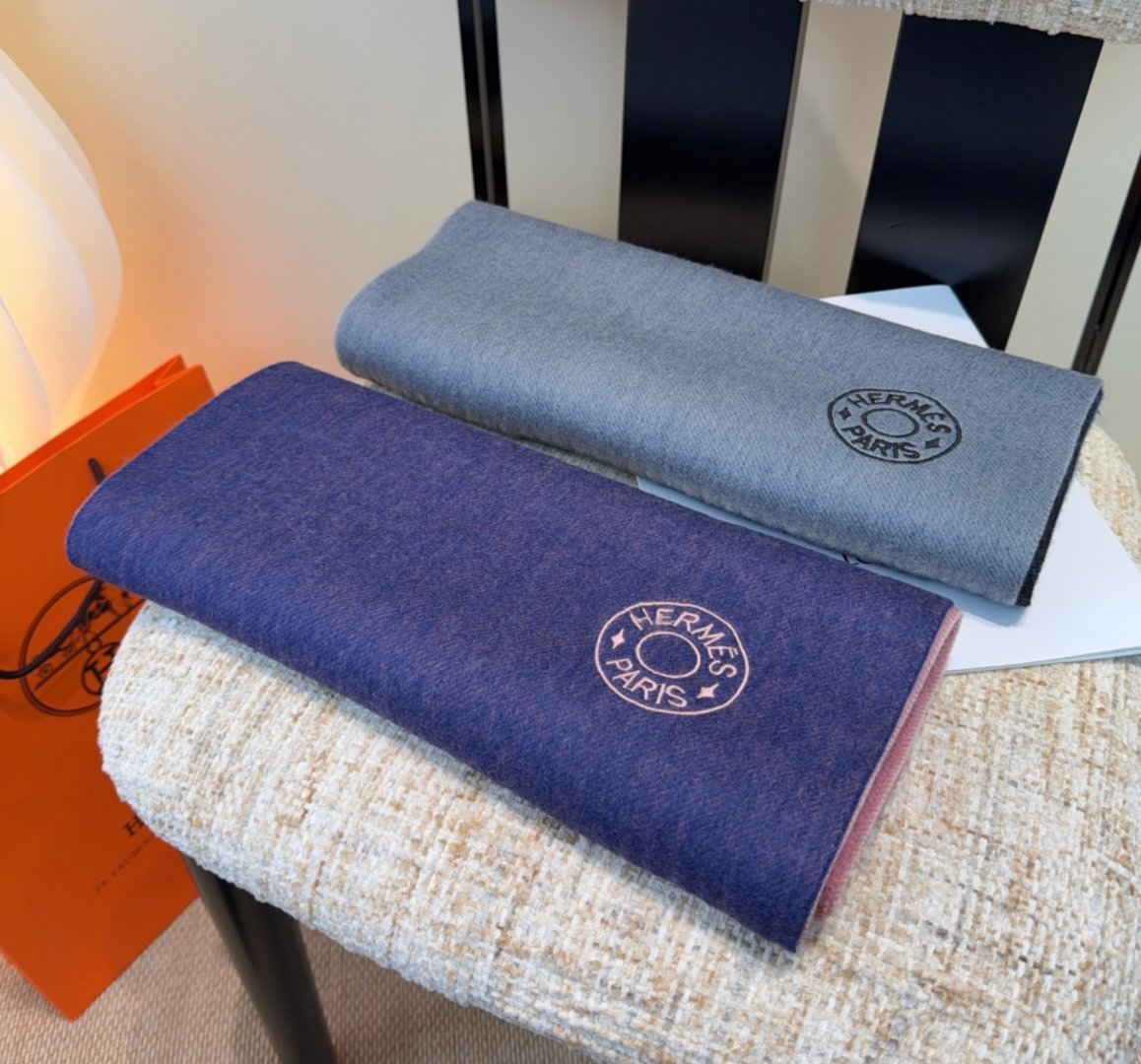 【▪️家属福利来了！！爱马仕高端重磅男士围巾！】怒赞推荐，激动~！！下手绝对要快，同步专柜，最高端的男士