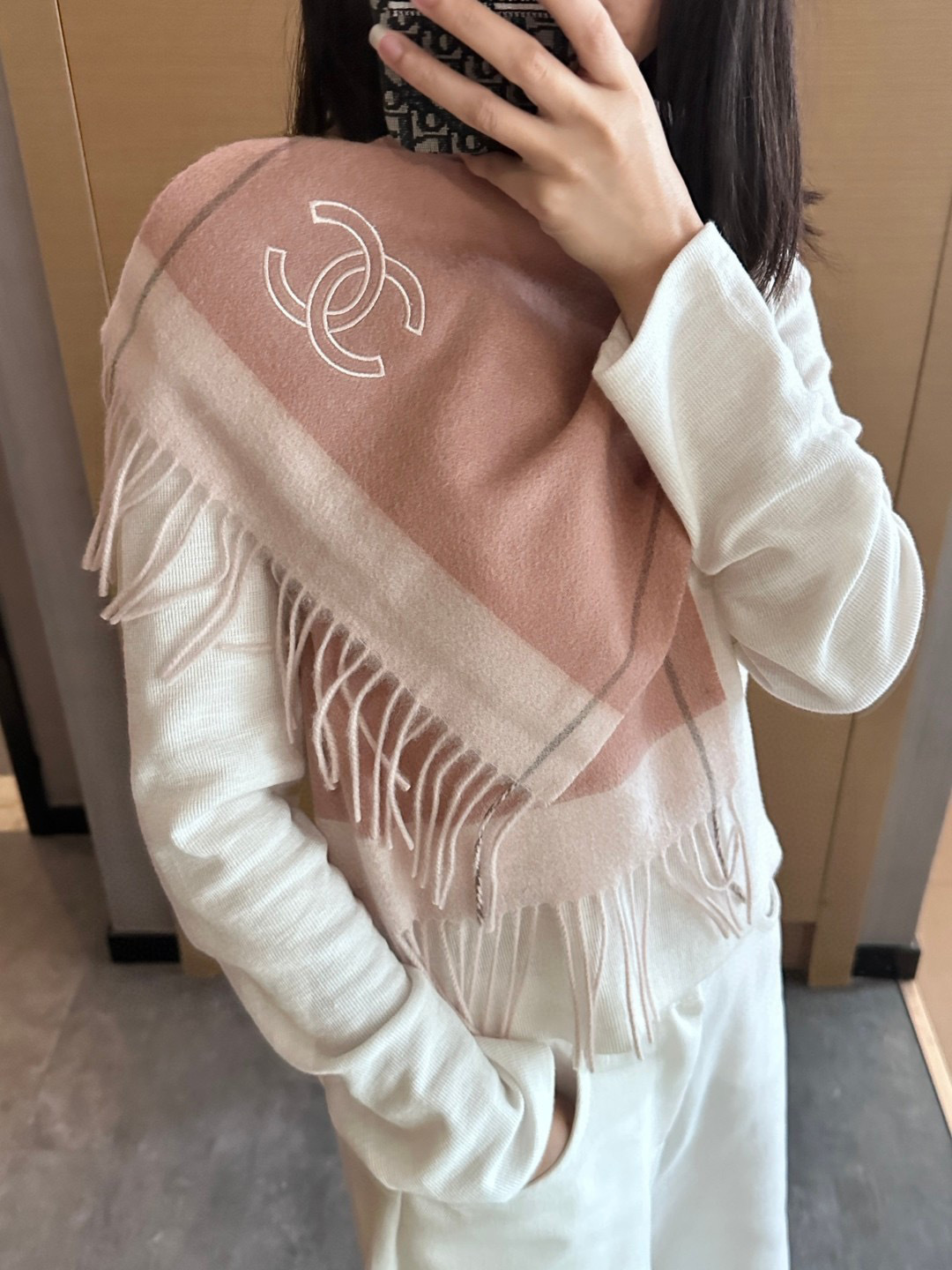 【▪Chanel · 香奈儿难得一见的温柔配色，超级迷恋❗️气质低调恬静又不失优雅❗️】重点推荐❗️高级