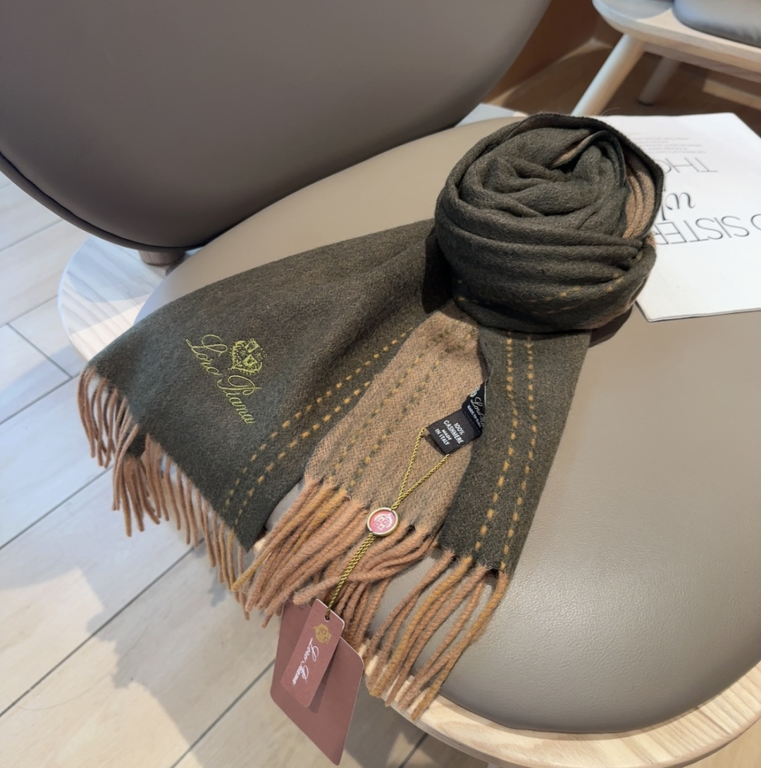 🆕Loro Piana · 【贸易公司尾单，极品山羊绒围巾披肩】送人自留都太高大上了😍重磅上新，爆款爆款